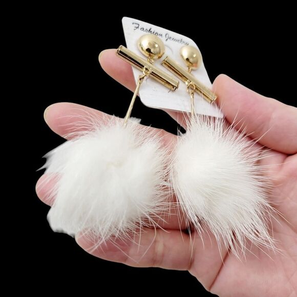 2/$20 Brand New Gold Tone White Furry Earrings - Picture 4 of 7